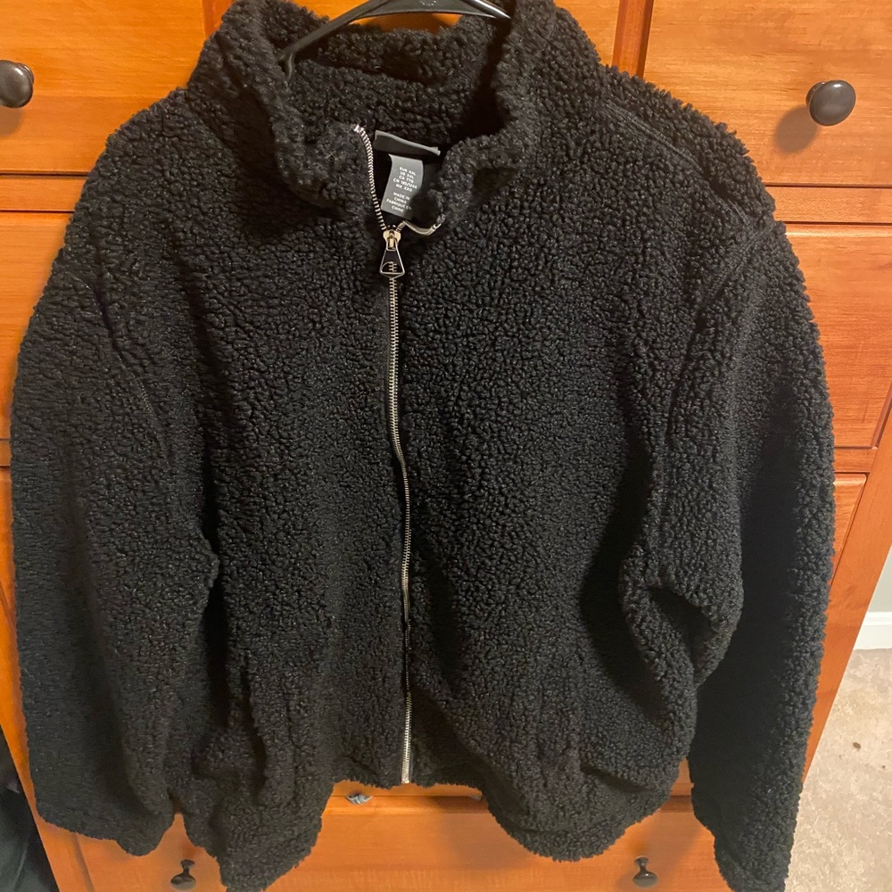Black H&M zip up